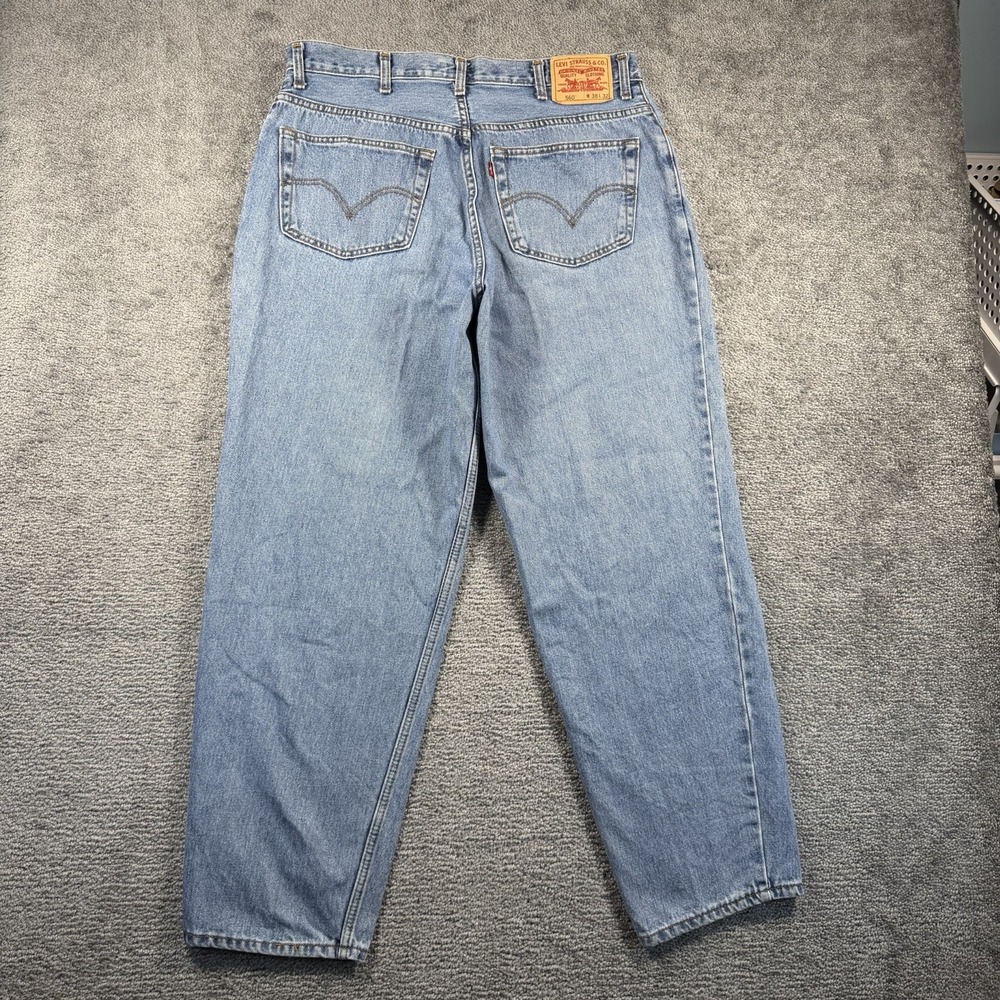 Vintage Levis 560 Comfort Fit Jeans Mens 38x32 Tapered Leg Medium Wash 90s Y2K